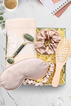 Uyku Bandı & Saten Toka & Ahşap Tarak & El Yüz Havlusu & Yeşim Taşı Yüz Masaj Aleti Hediye Seti