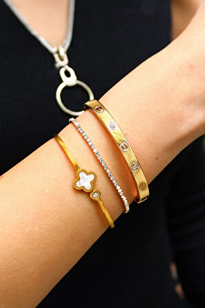 Yonca Detaylı Çelik Bileklik & Suyolu Bileklik & Taş Detaylı Gold Renk Çelik Bileklik Hediye Seti