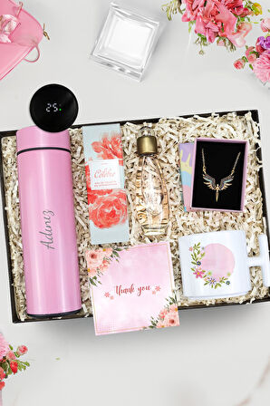 Pembe 500 ML Dereceli Termos & T Kupa & Taşlı Mikail Melek Kolye & Celebre Parfüm Kadına Hediye Seti