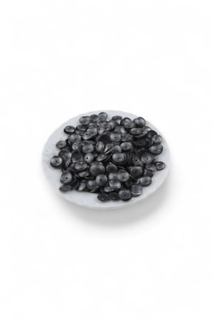 Mat Siyah 10 mm Pirinç Pul Payet Ortadan Delikli (30 Gr 105 Adet)