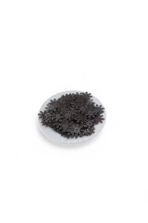 Güneş Desenli 22 mm Metal Pirinç Pul Payet (30 Gr 35 Adet)