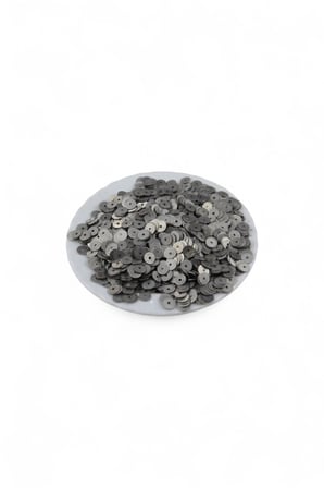 7 mm Eskitme Gümüş Ortadan Delikli Metal Pul Payet (30 Gr 210 Adet)