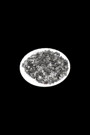 4,5 mm Mat Gri Ortadan Delikli Pirinç Pul Payet (30 Gr 480 Adet)