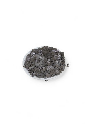6 mm Kahve Ortadan Delikli Pirinç Pul Payet (30 Gr 285 Adet)
