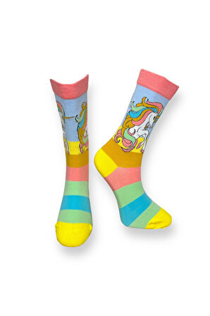 4'lü Unısex Unicorn, Penguen, Ayı ve Müzik Temalı Esnek Nem Alabilen Pamuklu Spor Soket Çoraplar