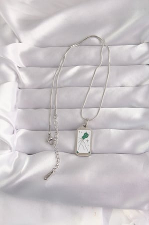 Mey İthalat® 316L Çelik Gümüş Renk Beyaz Mineli Tarot Kolye