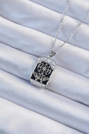 Mey İthalat® 316L Çelik Zincir Gümüş Renk İşlemeli Siyah Mineli Tarot Kolye