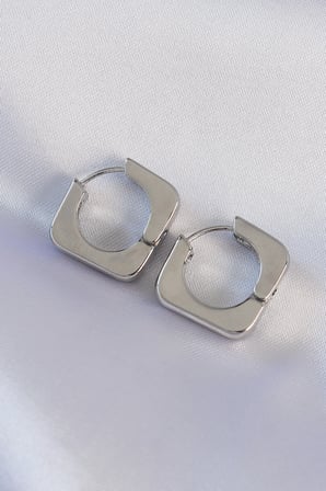 Mey İthalat® Pirinç Gümüş Renk Kare Küpe