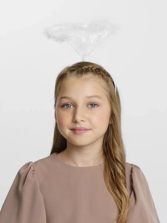 Mey İthalat® Beyaz Otrişli Tüylü Esnek Yapı Melek Haresi Melek Tacı