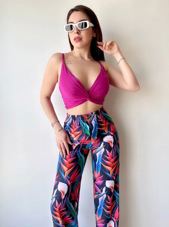 twomeey Kadın Mikro Kumaş Çapraz Büzgülü Crop Yüksek Bel Bol Paça Pantolon Takım (Renk Seçenekli)