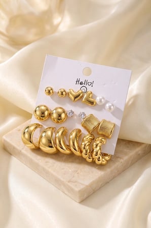 Mey İthalat® Gold Renk Metalik Kaplamalı Karışık Model Detaylı CCB 9 Çift Küpe Seti