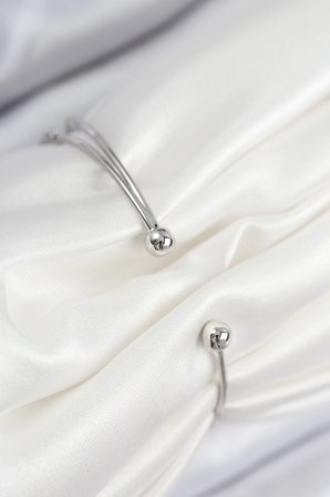Mey İthalat® Pirinç Zirkon Taşlı Kelebek Model Gümüş Renk Kadın Bileklik
