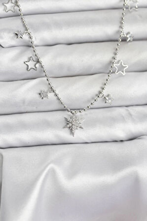 CEYLAN ADAM Pirinç Gümüş Renk Zirkon Taşlı Kutup Yıldızı Model Kadın Kolye