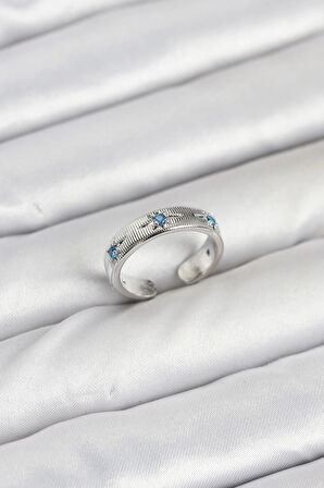 CEYLAN ADAM Pirinç Gümüş Renk Mavi Zirkon Taşlı Kutup Yıldızı Model Kadın Yüzük