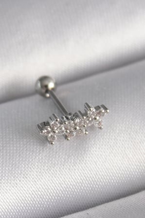 Mey İthalat® 316L Çelik Gümüş Renk Zirkon Taşlı Yonca Tragus Piercing