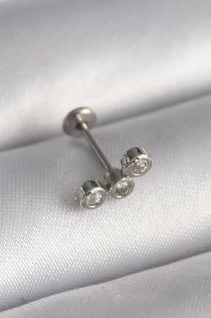 Mey İthalat® 316L Çelik Gümüş Renk Zirkon Taşlı Tragus Piercing
