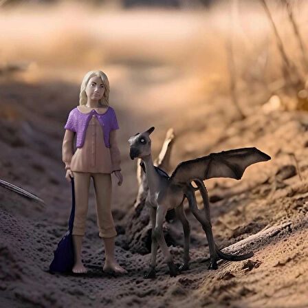 CEYLAN ADAM   Schleich Luna Lovegood Baby Thestral 42636