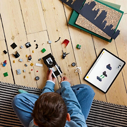 CEYLAN ADAM   LEGO Marvel Örümcek Adam Venom Arabasına Karşı 76309