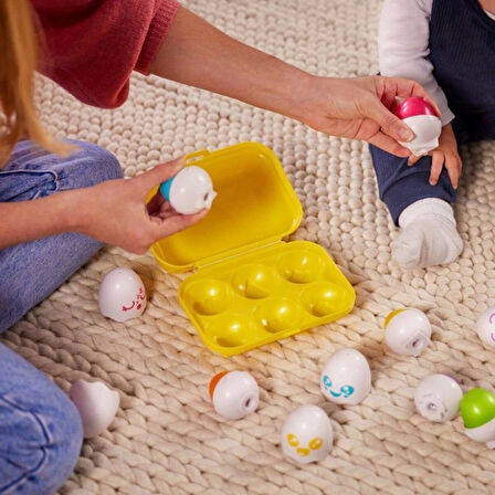 CEYLAN ADAM  73560 Tomy Toomies Saklambaçlı Renkli Yumurtalar +6 ay