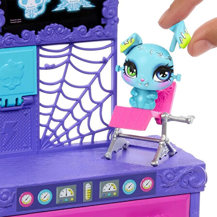 CEYLAN ADAM  JBF18 Monster High Frankie Stein Evcil Hayvan Kiti