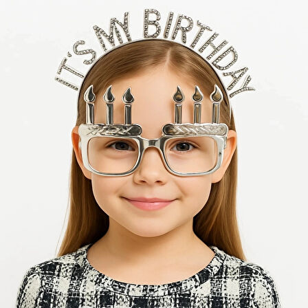 CEYLAN ADAM   İt&amp;#39;sMyBirthdayYazılıTaçveMumŞekilliGözlükSetiGümüşRenk