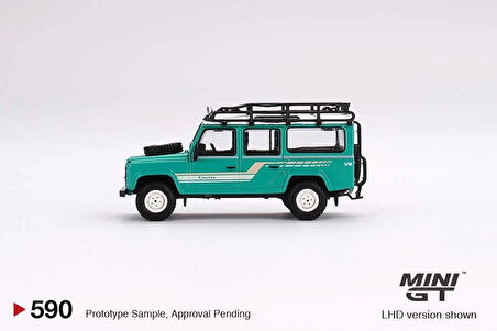 CEYLAN ADAM   Mini GT 1/64 Land Rover Defender 110 1985 County Station Wagon Trident Green