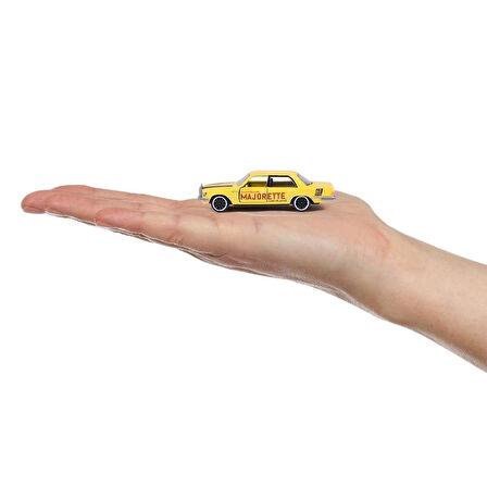 CEYLAN ADAM   212054100 Majorette Yıl Dönümü Premium Araba
