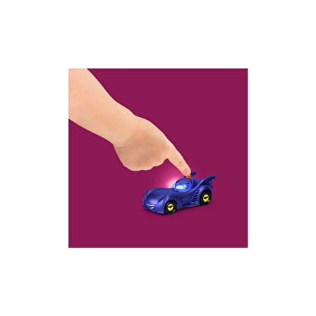 CEYLAN ADAM  HML25 Fisher-Price® Batwheels™ Işıklı Yarışçılar