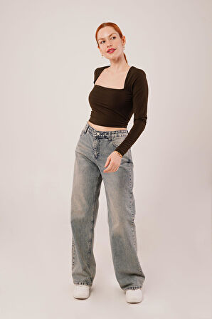 Kare Yaka Basic Kahverengi Bluz