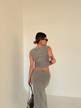 Uzun Etekli Önü Düğmeli Badi İkili Takım- Gri