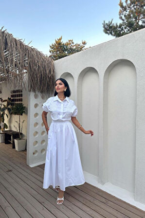 Beyaz Nakışlı İşlemeli Elbise