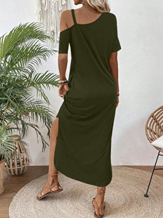 Kadın Tek Omuzdan Açık Toka Detaylı Yandan Yırtmaçlı Maksi Boy Viskon Elbise