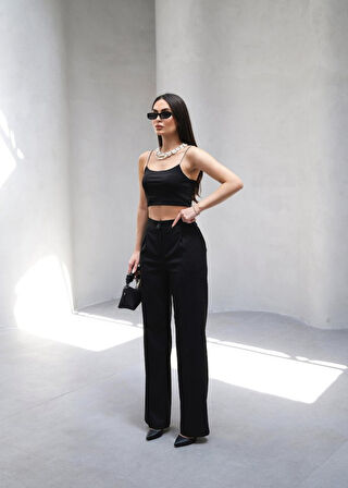 Arkasi Lasti̇kli̇ Pi̇leli̇ Dökümlü Wide Leg Pantolon