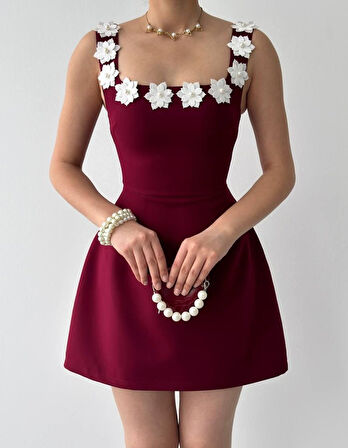 Alyosa Çiçek Detaylı Elbise