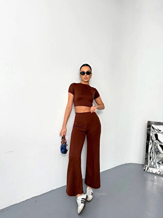Osy Modal Yumuşak Dokulu Kumaş Kısa Kollu Crop Alt Ispanyol Paça Pantalon Ikili Takım - Kahverengi