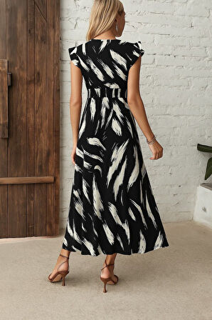 Kadın Kısa Kollu V Yakalı Desenli Yandan Yırtmaçlı Süprem Elbise