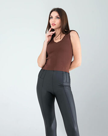 Acı Kahve Merdiven Yaka Kalın Askı Crop Bluz