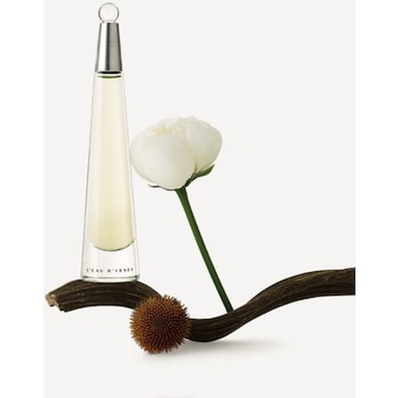 100 ml Kadın Parfümü Çiçeksi ve Ferahlatıcı Koku