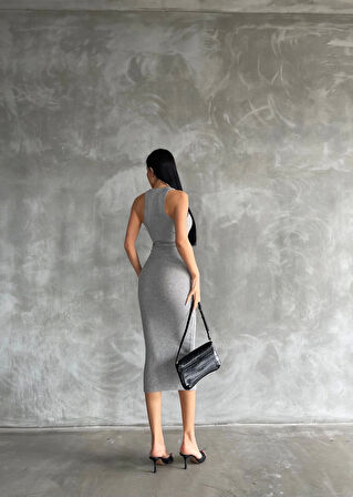 Halter elbise