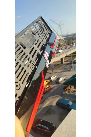 R Model Uyumlu Kırmızı Çizgili Pleksi Piona Black Plakalık