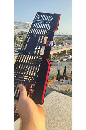 Seat Model Uyumlu Kırmızı Çizgili Pleksi Piona Black Plakalık