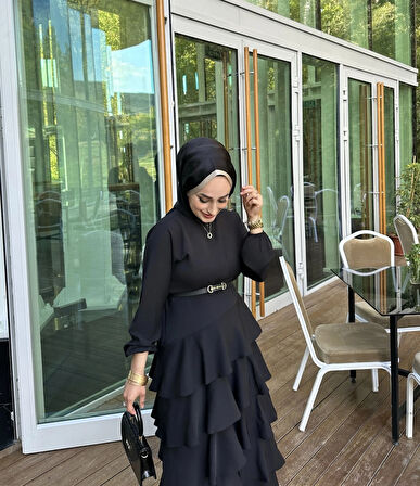 Siyah Asimetrik Katlı Elbise