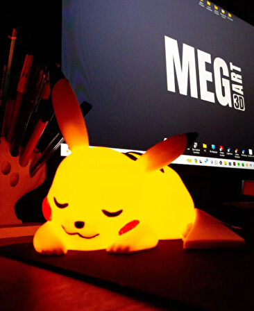 Uyuyan Pikachu Dekoratif Lamba Masaüstü Aydınlatma Dekoru Taşınabilir Lamba