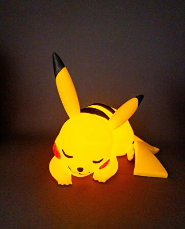 Uyuyan Pikachu Dekoratif Lamba Masaüstü Aydınlatma Dekoru Taşınabilir Lamba