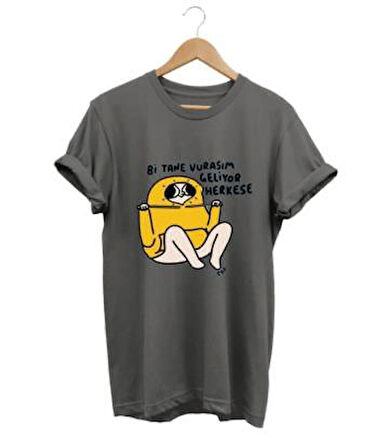 Bir tane Vurasım Geliyor Herkese T-shirt baskılı %100 pamuk Regular Fit T-shirt