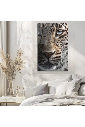 Vahşi Doğa Esintili Mavi Gözlü Leopar Cam Tablo | Şık Duvar Tablosu | UV Baskılı Canlı Renkler | Yatak Odası ve Antre | Ev Hediyesi | Parlak Cam Yüzey