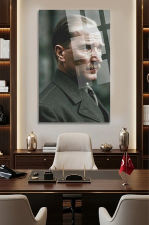 Atatürk Cam Tablo | Sanatsal Duvar Dekoru | Solmayan Canlı Renkler | Mutfak ve Yemek Alanı | Sevdiklerinize Hediyelik | Dayanıklı Cam Yapı