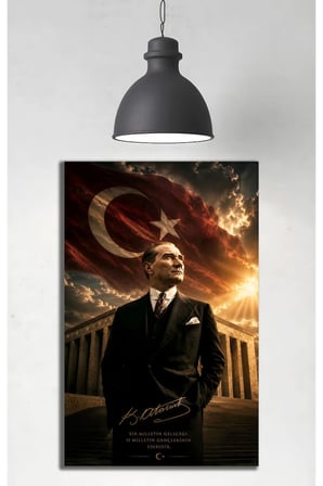 Mustafa Kemal Atatürk Türk Bayrağı ve Cam Tablo | Sanatsal Duvar Dekoru | Canlı Renkli Baskı | Salon ve Oturma Odası | Sevdiklerinize Hediyelik