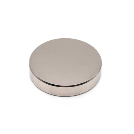 Magneteksan Yuvarlak Neodyum Mıknatıs 50x10 mm Nikel Kaplama Metalik 100 kg Üzeri Çekim Gücü