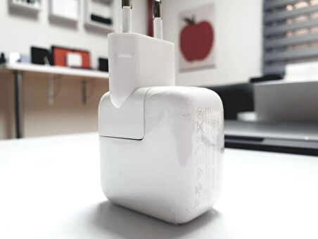 Apple 12 W USB Güç Adaptörü MGN03TU/A